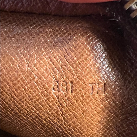 Louis Vuitton Monogram clutch Brown and Tan - Picture 5 of 17